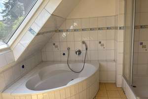 Großzügiges Wohnhaus auf weitläufigem Grundstück in Leverkusen Opladen – 51379 Quettingen, Leverkusen – Vorschaubild 22