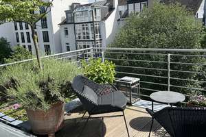 Stilvoll wohnen in Hamburg-Uhlenhorst - Endetage mit Kanalblick – Kanalstraße 34, 22085 Uhlenhorst, Hamburg – Vorschaubild 2