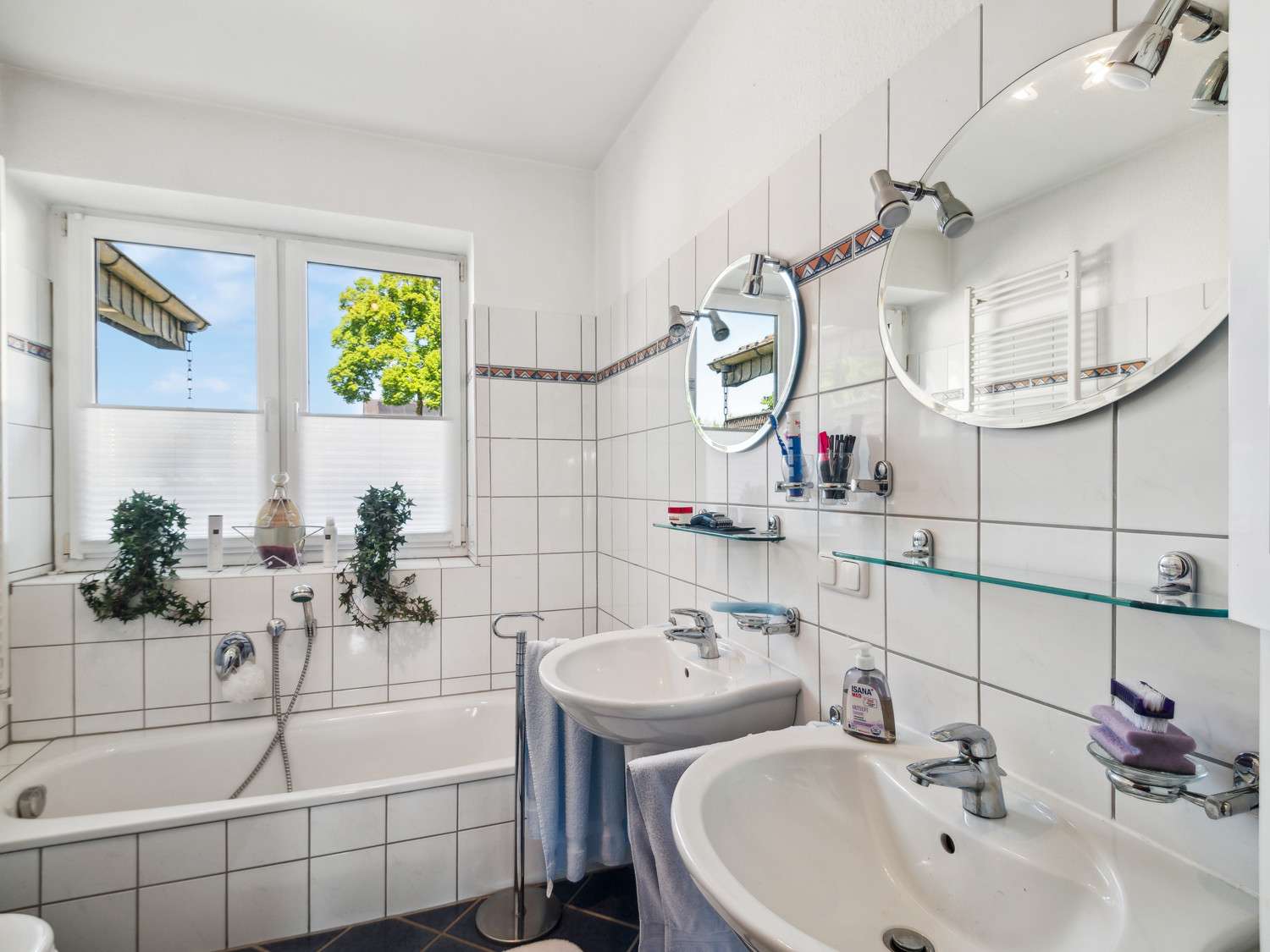 Immobilie in Thedinghausen - Familienidylle – charmantes Einfamilienhaus mit großem Grundstück und Ausbaureserve! - Bild 8