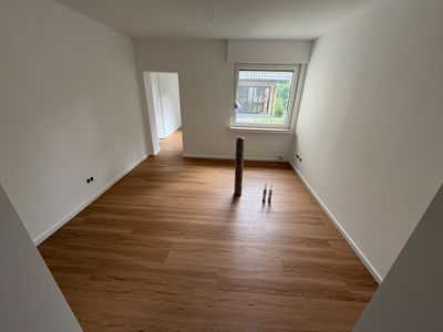 Erstbezug nach Sanierung. Helle 3 Zimmer Wohnung, 60m2