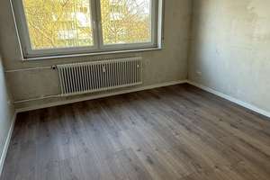 +++ SCHÖNE 4-ZIMMERWOHNUNG IN KELKHEIM-MITTE - MIT BALKON +++ – Berliner Ring 13, 65779 Kelkheim (Taunus) – Vorschaubild 8