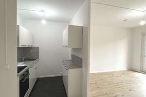 Modernes Bad! 3-Zimmer-Wohnung mit EBK und TV geschenkt! – Wolgograder Allee 62, 9123 Hutholz, Chemnitz – Vorschaubild 6