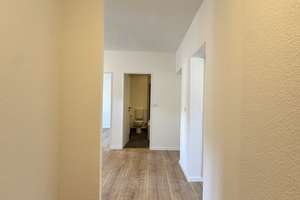 3-Zimmer-Wohnung in ruhiger Randlage mit Garage und Stellplatz – Fröbelstraße 42, 35394 Gießen-Ost, Gießen – Vorschaubild 6