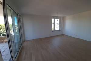 Helle, ruhige, neuwertige 3-Zimmer-Wohnung mit Balkon und Einbauchküche in Stuttgart Steckfeld – Die vollständige Adresse der Immobilie erhältst du vom Anbieter., 70599 Steckfeld, Stuttgart – Vorschaubild 2