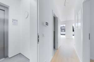 Bezugsfertig !| Penthouse – Die vollständige Adresse der Immobilie erhältst du vom Anbieter., 60437 Nieder-Eschbach, Frankfurt am Main – Vorschaubild 12