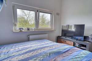 Einfamilienhaus mit Einliegerwohnung Feldrandlage – Die vollständige Adresse der Immobilie erhältst du vom Anbieter., 61381 Friedrichsdorf – Vorschaubild 14