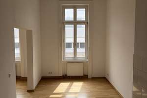 Exklusive Altbauwohnung: 5 Zimmer & 120 m² – urbanes Wohnen mitten in der Innenstadt