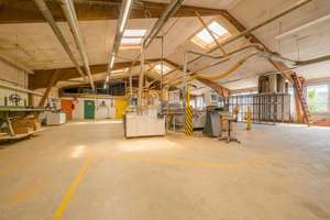 Wohn- und Gewerbeensemble mit zwei Hallen in Bottrop-Grafenwald – Die vollständige Adresse der Immobilie erhältst du vom Anbieter., 46244 Grafenwald, Bottrop – Vorschaubild 33