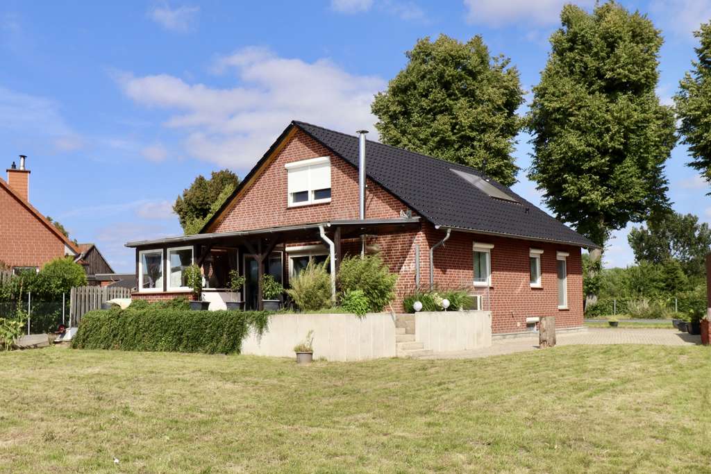 Immobilie in Vechelde - Ihr neues Zuhause mit Weitblick  - Direkt am Feldrand - Bild 0