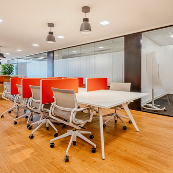 Coworking-Bereich in Regus Augsburg Hauptbahnhof