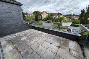 ++ Grüne Idylle vor der Tür, die Stadt im Rücken: 5-Zimmer-Wohnung mit Dachterrasse und Garten ++ – Die vollständige Adresse der Immobilie erhältst du vom Anbieter., 42655 Solingen-Mitte, Solingen – Vorschaubild 2