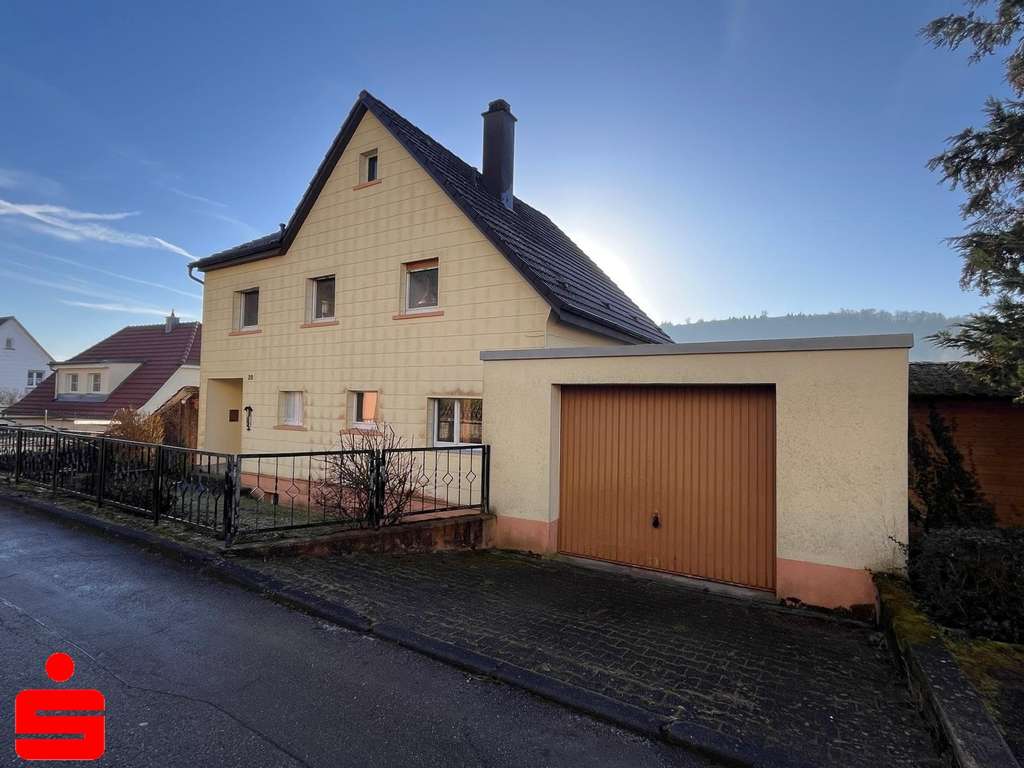 Immobilie in Forchtenberg - Charmantes Einfamilienhaus mit großer Terrasse und Weitblick in Ernsbach - Bild 0