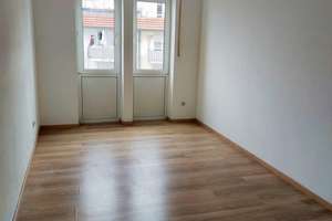 Tolle 2-Zimmer-Wohnung mit neuer Einbauküche, renov. Bad und Fußbodenheizung – 86154 Oberhausen-Nord, Augsburg – Vorschaubild 8