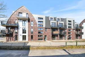 Stilvolle Dachgeschosswohnung mit Balkon in begehrter Lage Poppenbüttel – Die vollständige Adresse der Immobilie erhältst du vom Anbieter., 22399 Poppenbüttel, Hamburg – Vorschaubild 21