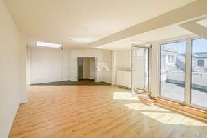 ÜBER DEN DÄCHERN MOABITS! SUPERHELLE DACHGESCHOSSWOHNUNG MIT GROßER TERRASSE&AUFZUG! PROVISIONSFREI!