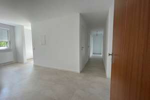 Erstbezug nach Sanierung * sonnige 3,5 Zi-Erdgeschoss-Wohnung mit Balkon  u. Pkw-Stellplatz – Die vollständige Adresse der Immobilie erhältst du vom Anbieter., 70195 Botnang-Nord, Stuttgart – Vorschaubild 2