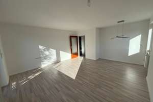 Lichtdurchflutete 2-Zimmer-Wohnung mit Balkon und einer wunderschönen Aussicht – 78144 Schramberg – Vorschaubild 6