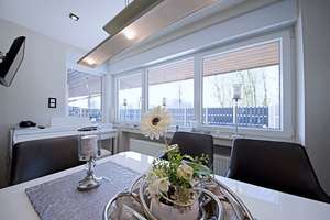 ✨ Exklusives Zweifamilienhaus mit Pool, ca. 300 m²  großem Grundstück – ideal für Familien! – Die vollständige Adresse der Immobilie erhältst du vom Anbieter., 41751 Viersen – Vorschaubild 8