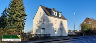 Schöne helle und renovierte 2 Zimmer Dachgeschosswohnung in Radevormwald-Herbeck mit Stellplatz