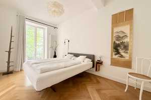 Wunderschöne Altbauwohnung mit hochwertiger Ausstattung im Herzen Schwabings – München – Vorschaubild 3