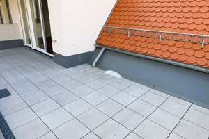 Sonnenverwöhnte Wohnträume mit Balkon, moderner Küche und komfortabler Ausstattung – Burgergäßchen 4, 86150 Jakobervorstadt-Nord, Augsburg – Vorschaubild 1