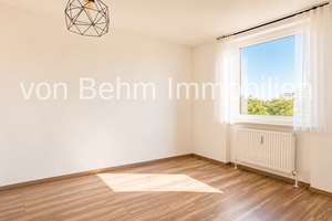 Attraktive 4-Zimmer-Eigentumswohnung mit Loggia und überdachtem Stellplatz – Die vollständige Adresse der Immobilie erhältst du vom Anbieter., 80939 Am Hart, München – Vorschaubild 9