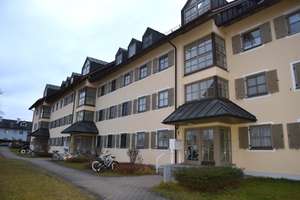 Verkauf von Privat   -   3-Zimmer Wohnung mit Loggia