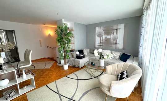 Charmante, 2-Zimmer-Maisonettewohnung mit herlichen Ausblick nähe BraWo-Park!