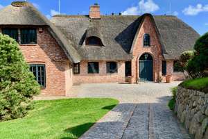 EXKLUSIV - Einzelhaus auf großem Grundstück am Watt – Die vollständige Adresse der Immobilie erhältst du vom Anbieter., 25999 Kampen (Sylt) – Vorschaubild 2