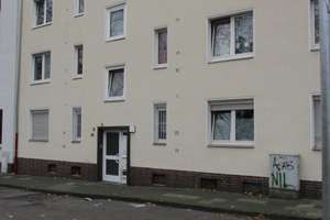 Frisch renovierte 2-Zi.-Whg. mit Balkon im Südviertel zu vermieten