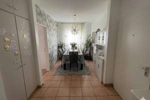 Ruhiges Wohnen am Waldrand – Helle 4-Zimmer-Wohnung in Düsseldorf-Ludenberg – Die vollständige Adresse der Immobilie erhältst du vom Anbieter., 40629 Ludenberg, Düsseldorf – Vorschaubild 8