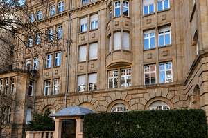 Über den Dächern von Stuttgart-West – helle 3,5-Zimmer-DG-Wohnung mit neuem Bad