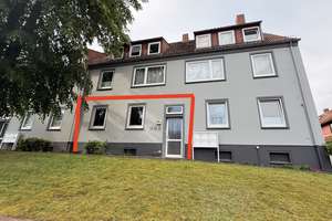 Schöne und helle Erdgeschosswohnung mit eigenem Gartenanteil zu mieten