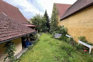 Top vermietetes 2-FH mit Gewerbeeinheit und weiterem Ausbaupotential für Wohnungen im Dach – Die vollständige Adresse der Immobilie erhältst du vom Anbieter., 91744 Weiltingen – Vorschaubild 12