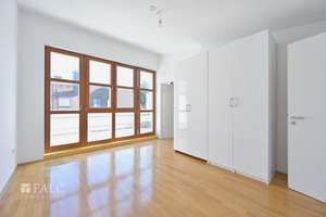 Wohnglück auf vier Ebenen – modernes Reihenmittelhaus in begehrter Lage von Feldmoching – Die vollständige Adresse der Immobilie erhältst du vom Anbieter., 80935 Lerchenau-Ost, München – Vorschaubild 8