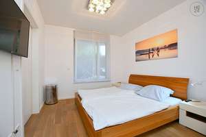 Modern möblierte Wohnung mit TG-Stellplatz in Stuttgart Mitte – Die vollständige Adresse der Immobilie erhältst du vom Anbieter., 70174 Neue Vorstadt, Stuttgart – Vorschaubild 2