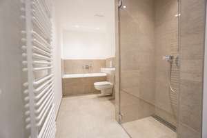 HIGH WEST: Top City-Apartment nahe Kurfürstendamm mit TG-Stellplatz – Heilbronner Straße 10, 10711 Halensee, Berlin – Vorschaubild 8
