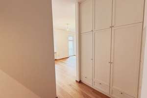 Exklusive 3-Zimmer-Wohnung in Wilmersdorf – bezugsfrei, Balkon, Aufzug, 2 En-suite-Bäder, ruhig – Die vollständige Adresse der Immobilie erhältst du vom Anbieter., 10717 Wilmersdorf, Berlin – Vorschaubild 5