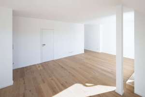 Über den Dächern Friedenaus: Lichtdurchflutetes Dachgeschoss im Erstbezug mit Aufdachterrasse! – Stierstraße 9, 12159 Friedenau, Berlin – Vorschaubild 3
