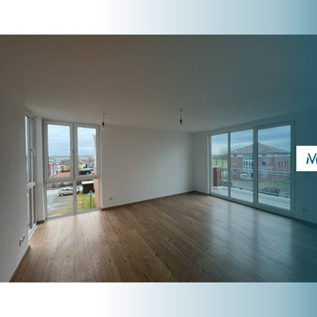 Familien aufgepasst: Große 4-Zimmer-Wohnung mit Balkon in Wismar