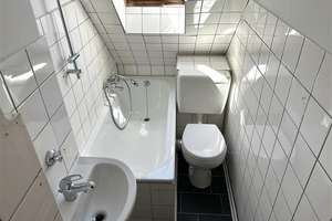 Renovierte 2 Zimmer Dachgeschosswohnung ab sofort! – Schönianstraße 14, 27570 Geestemünde, Bremerhaven – Vorschaubild 6
