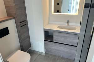 Vollmöbliertes Apartment mit Balkon in zeitlos schönem Design | ab sofort verfügbar! – 40227 Oberbilk, Düsseldorf – Vorschaubild 3