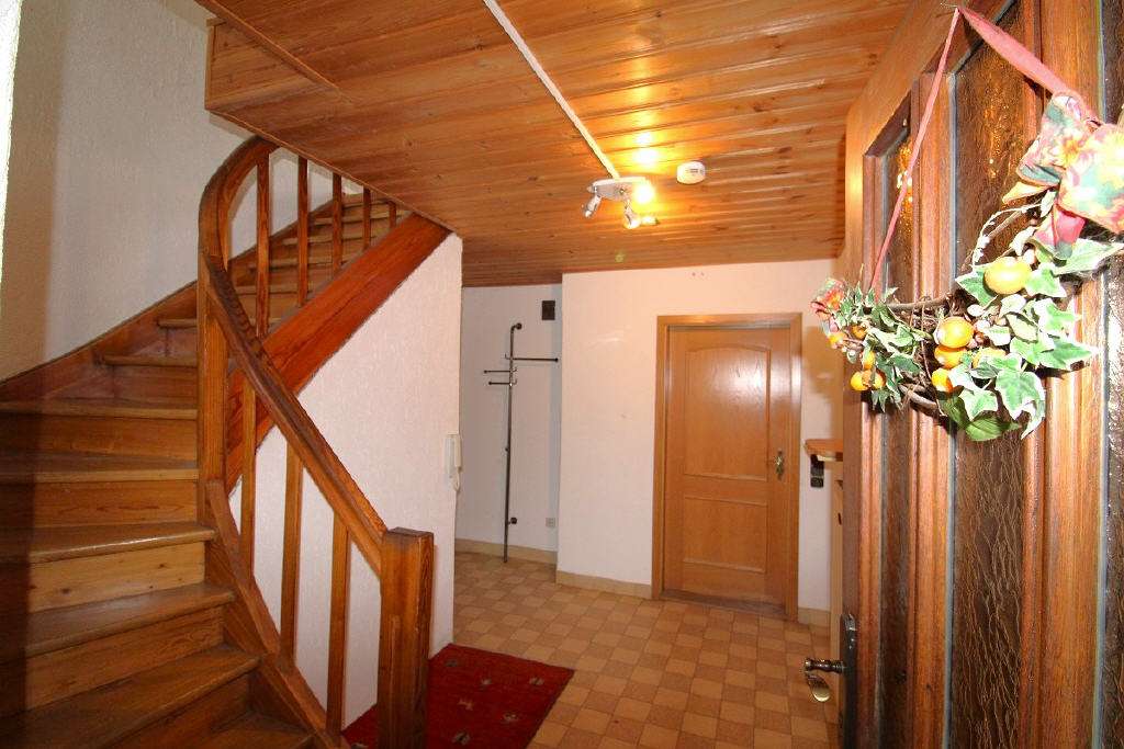 Immobilie in Mickhausen - Haus sucht Handwerker! Schön gelegenes Einfamilienhaus in Mickhausen - Bild 8