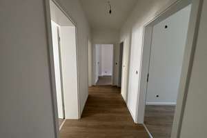 Frisch sanierte 3,5-Zimmer Wohnung auf der Rüttenscheider Straße – Rüttenscheider Str. 126, 45131 Rüttenscheid, Essen – Vorschaubild 2