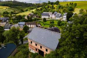 Zweigeschossiges Einfamilienhaus mit Scheune, Nebengelass und Weideflächen in Leutenberg / Hirzbach – Hirzbach 18, 7338 Saalfeld-Rudolstadt (Kreis) – Vorschaubild 23