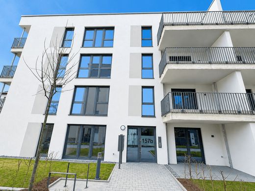 Neubau-Erstbezug 2-Zimmer-Erdgeschosswohnung in exklusiver Rheinlage in ...