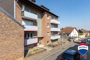 Schöne Hochparterre-Wohnung mit Balkon