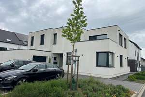 Moderne Penthouse-Wohnung mit gehobener Ausstattung und großem Balkon in Nörvenich-Binsfeld
