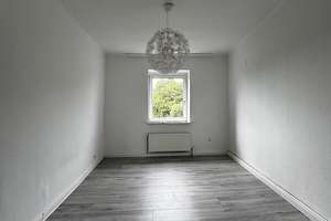Helle 3-Zimmer-Wohnung am Platz der Republik