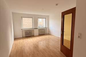 Helle 1-Zimmer Wohnung in Düsseldorf-Unterbach! – Vennstraße 178, 40627 Unterbach, Düsseldorf – Vorschaubild 1